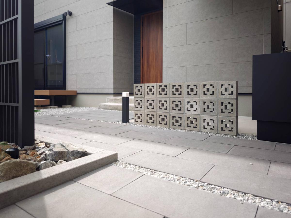 花ブロック・機能門柱 - タカショー銀賞受賞