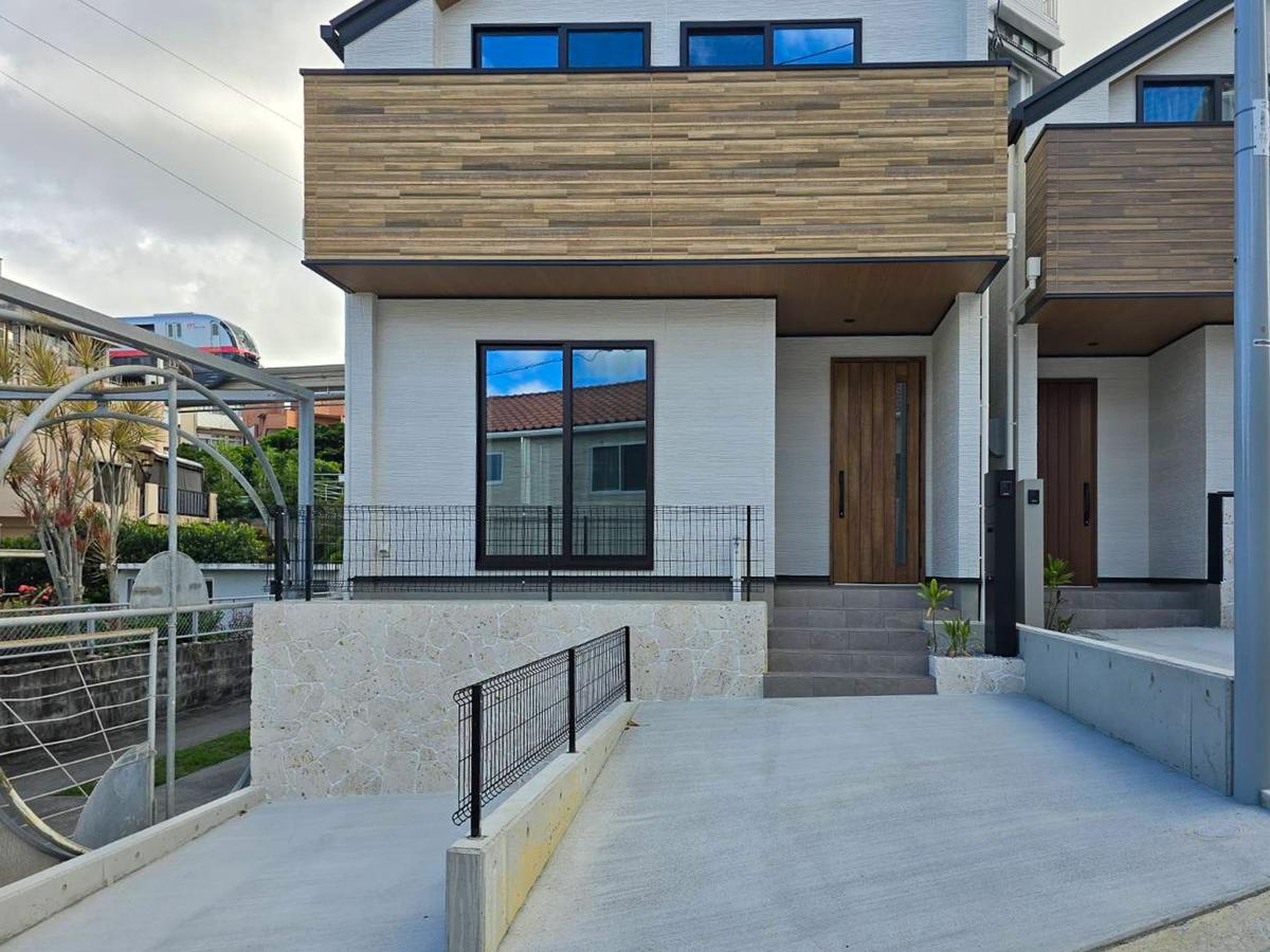 ファサード全景・琉球石灰岩 - 那覇市首里